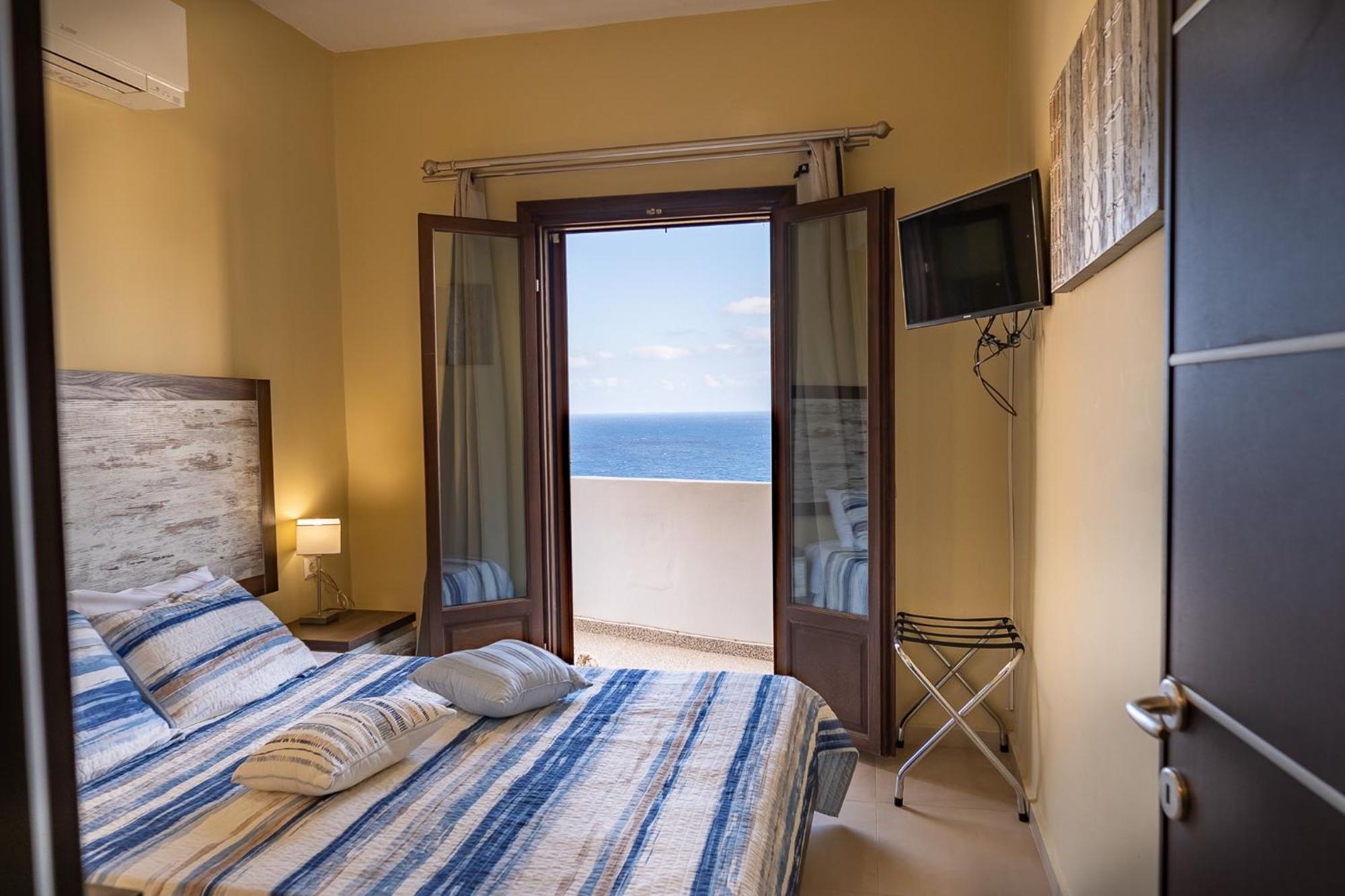 Theoxenia Kasos Luxury Apartments Panagia  Eksteriør bilde
